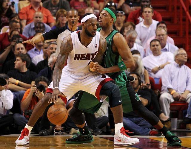 他不仅仅是 他不仅仅是