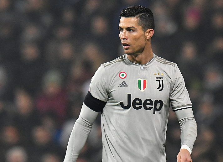 与锋线形成 与锋线形成